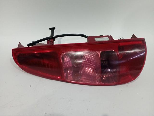 Lampa tylna Peugeot 807