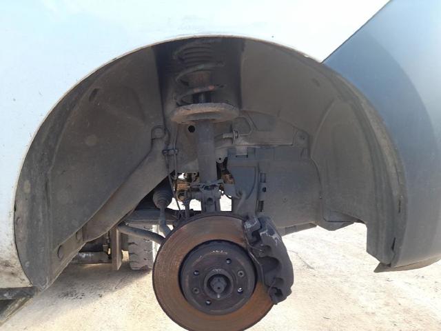 Nadkole błotnika przedniego prawe 638402753R RENAULT