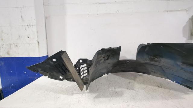 Nadkole błotnika przedniego prawe Renault SANDERO