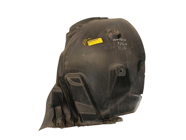 Nadkole błotnika przedniego prawe tylne 638428815R RENAULT