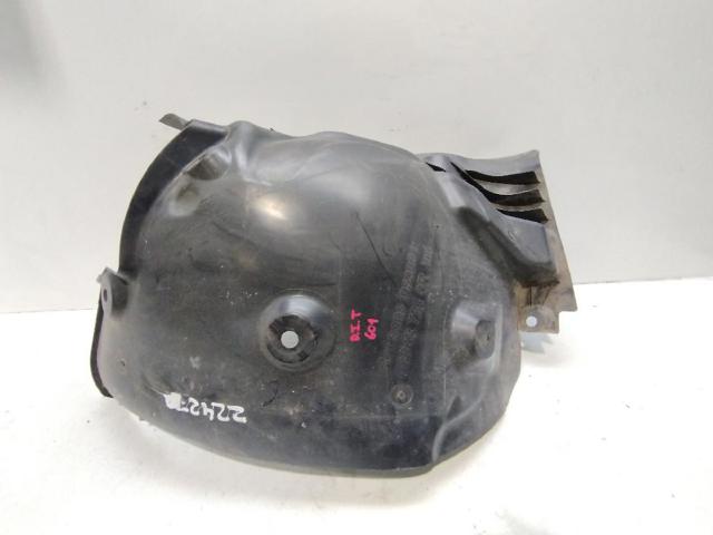 Nadkole błotnika przedniego lewe tylne 638437310R RENAULT