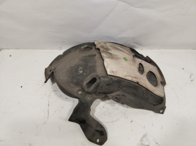 Nadkole błotnika przedniego lewe przednie 638452549R RENAULT