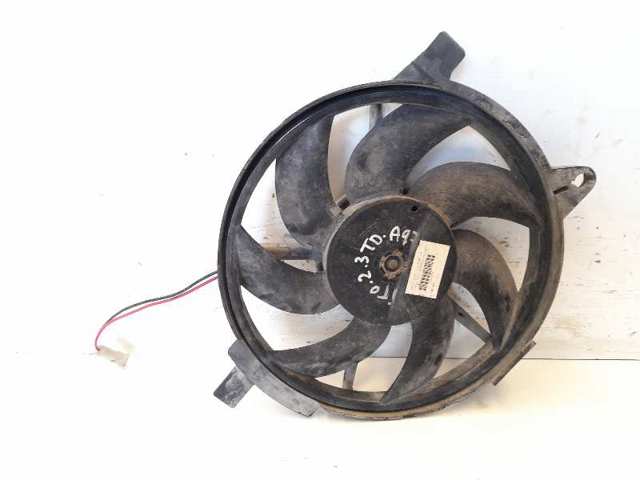 Wentylator elektryczny intercoolera kompletny (silnik+wirnik) 6385000593 MERCEDES