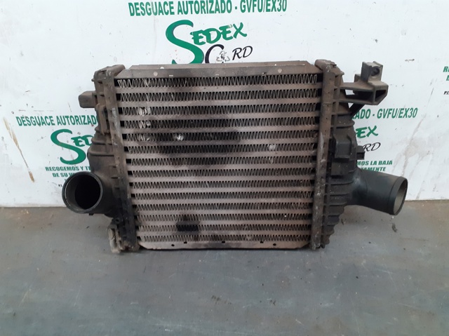 Chłodnica intercoolera 6385012901 MERCEDES