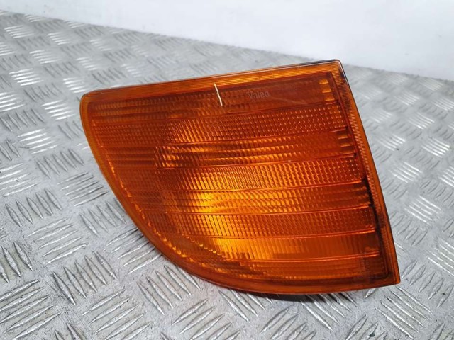 Kierunkowskaz prawy 6388200121 MERCEDES