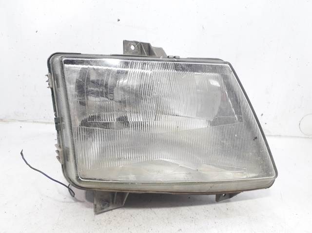 Reflektor prawy 6388200161 MERCEDES