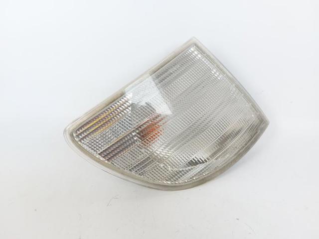 Kierunkowskaz prawy 6388200921 MERCEDES