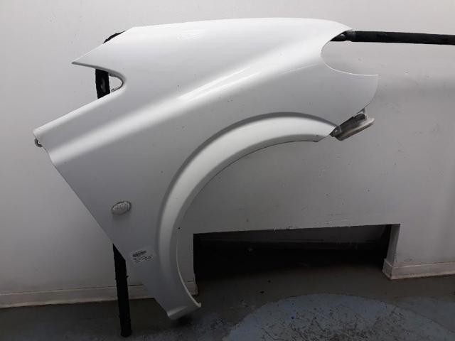 Błotnik przedni prawy 6396305207 MERCEDES