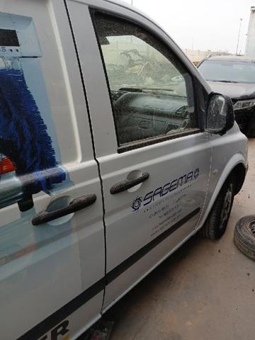 Drzwi przednie prawe 6397201105 MERCEDES