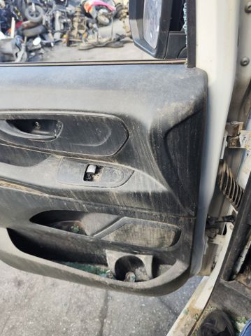 Blok komfortu przednich drzwi 6398200026 MERCEDES