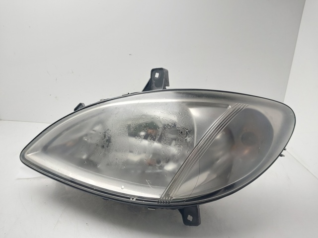 Reflektor lewy 6398200161 MERCEDES