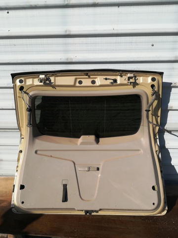 Drzwi tylne (bagażnika 3/5) SsangYong Rexton 1 RJN