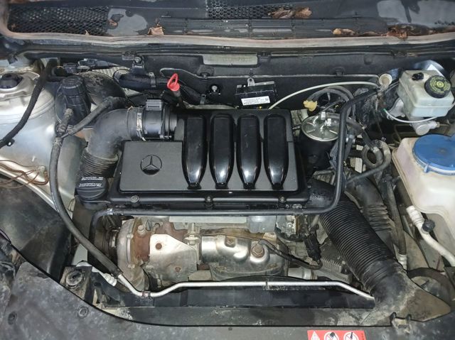 Silnik w komplecie 640940 MERCEDES