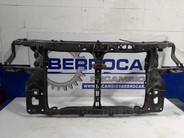 Osłona chłodnicy kompletna (panel mocowania reflektorów) 641001F000 HYUNDAI