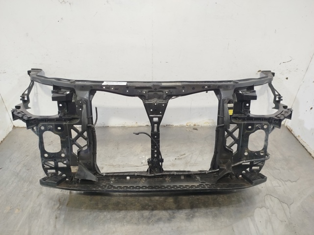 Osłona chłodnicy kompletna (panel mocowania reflektorów) 641011H300 HYUNDAI