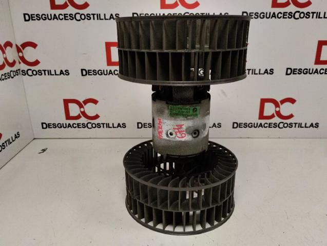 Silniczek wentylatora nagrzewnicy (ogrzewacza wnętrza) 64118390935 BMW