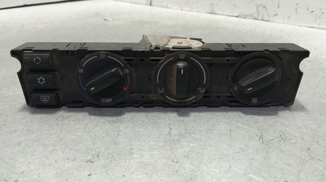 Kupić Sterownik trybów ogrzewania/klimatyzacji BMW X5  E53 w dobrej cenie