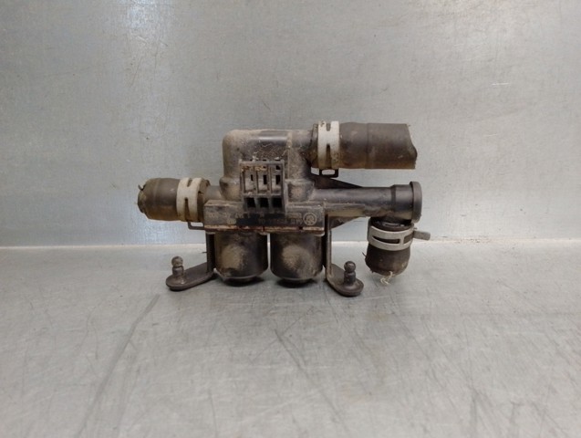 64119119164 BMW