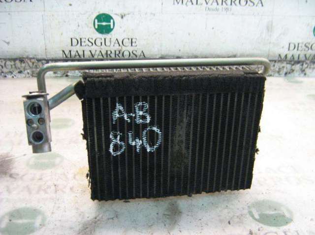 64119135744 BMW
