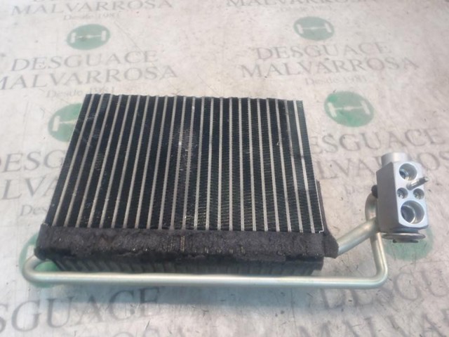 64119135744 BMW