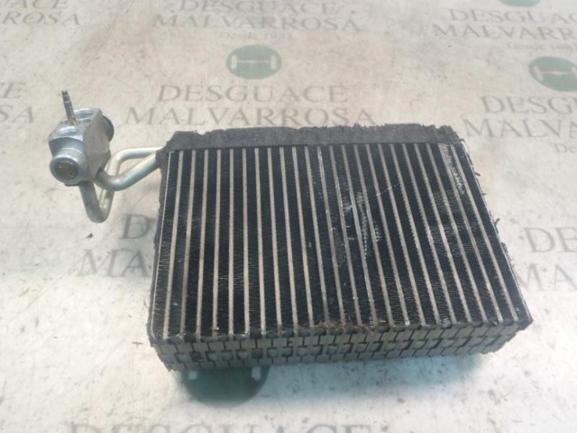 64119135744 BMW