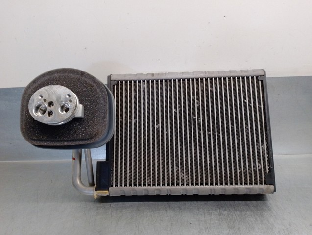 64119383678 BMW