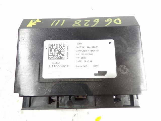 64119874189 BMW