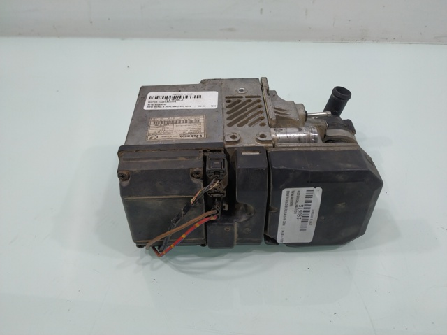 64128383759 BMW