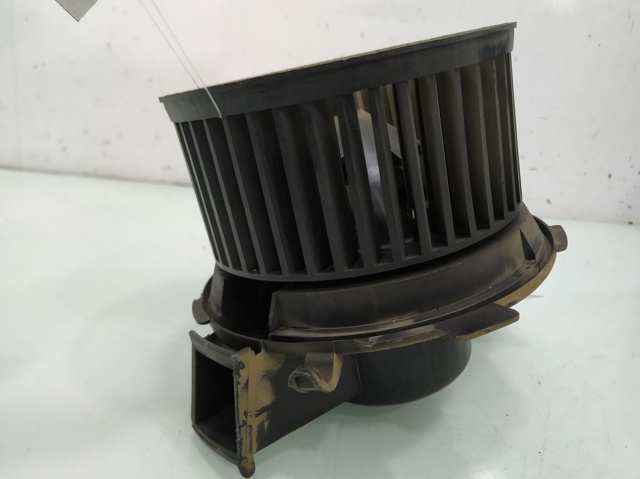 Silniczek wentylatora nagrzewnicy (ogrzewacza wnętrza) 6424501 PEUGEOT