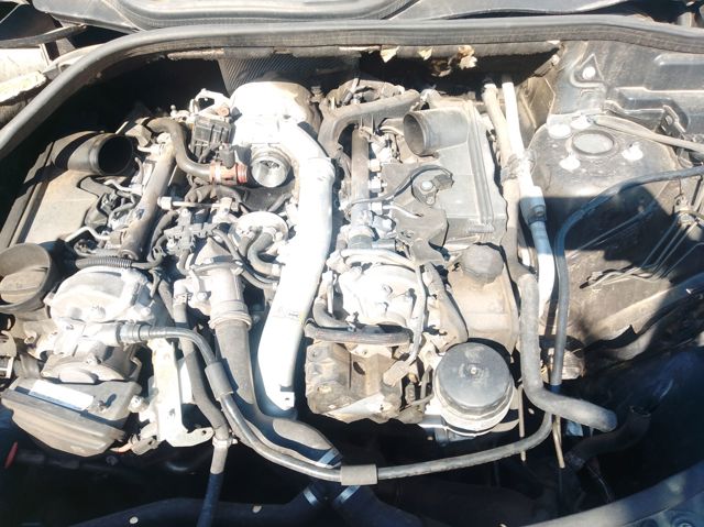 Silnik w komplecie 642940 MERCEDES