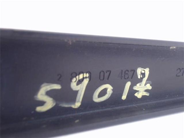 Ramię wycieraczki szyby przedniej Citroen Berlingo MF