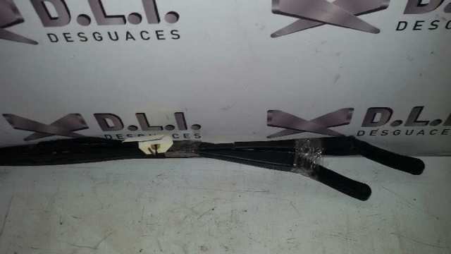 Ramię wycieraczki szyby przedniej Citroen Berlingo M