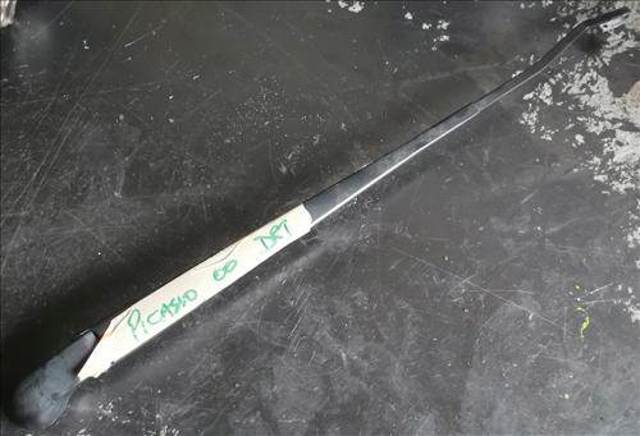 Ramię wycieraczki szyby przedniej Citroen Xsara N68