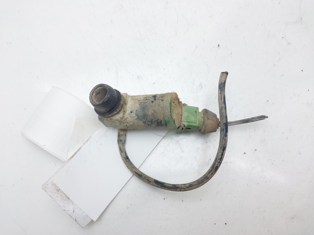 Pompka spryskiwacza szyby przedniej 643458 PEUGEOT