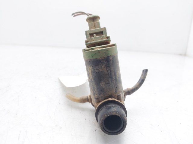 Pompka spryskiwacza szyby przedniej 643458 PEUGEOT
