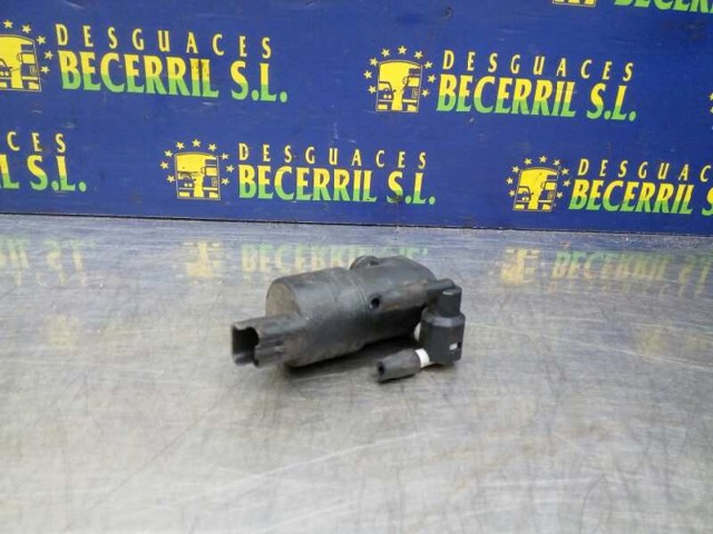 Pompka spryskiwacza szyby przedniej 643475 PEUGEOT