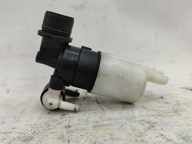 Pompka spryskiwacza szyby przedniej 643475 PEUGEOT