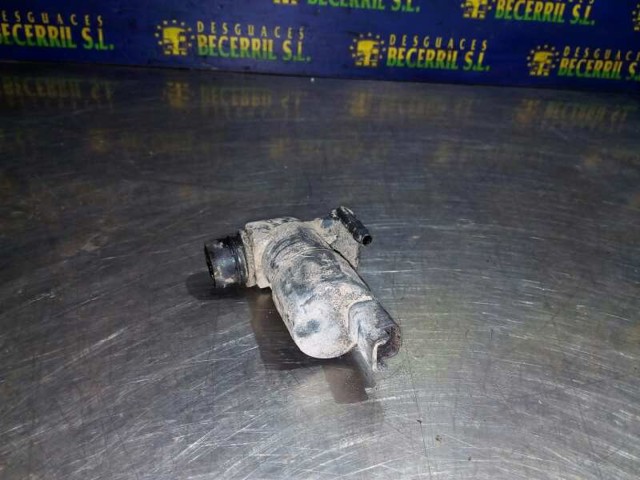 Pompka spryskiwacza szyby przedniej 643475 PEUGEOT