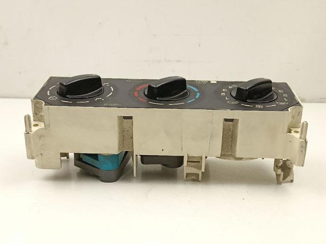 Sterownik trybów ogrzewania/klimatyzacji Citroen Berlingo M