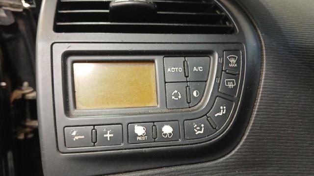 Sterownik trybów ogrzewania/klimatyzacji do Citroen C4 UD