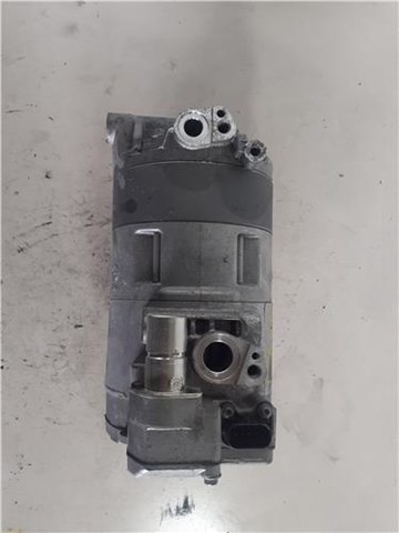 Sprężarka klimatyzacji BMW 5 G30, F90