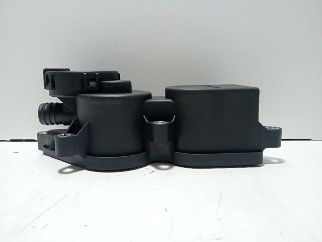 Separator oleju układu wentylacji kadłuda (bloku silnika)  6460101562 MERCEDES