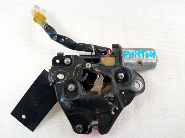 Zamek klapy bagażnika (3/5 drzwi tylnych) Lexus LS UCF30