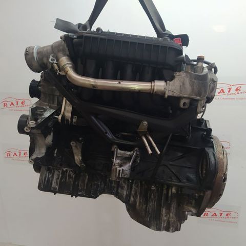 Silnik w komplecie 647961 MERCEDES