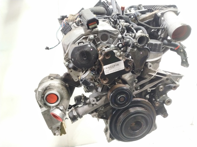 Silnik w komplecie 647961 MERCEDES