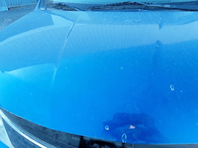 Maska Nissan Tiida
