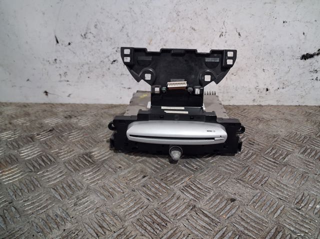 Radioodtwarzacz (radio AM/FM) 65123455681 BMW