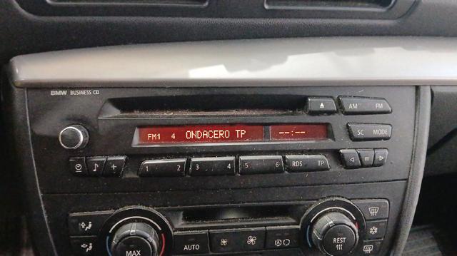 Radioodtwarzacz (radio AM/FM) 65129216273 BMW