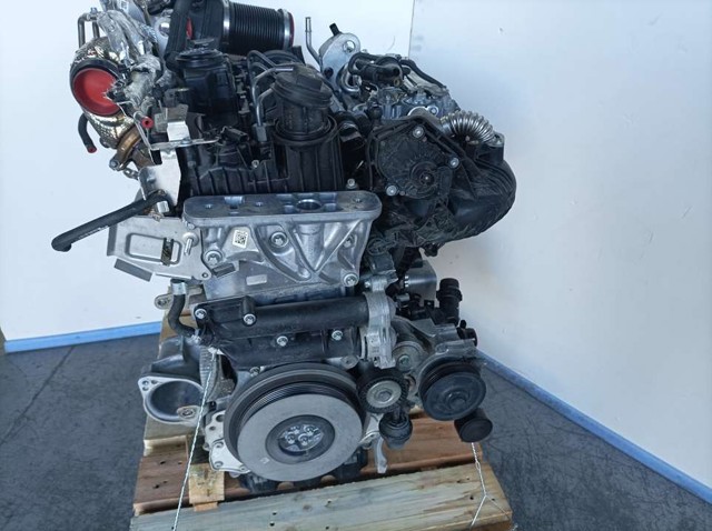Silnik w komplecie 654920 MERCEDES