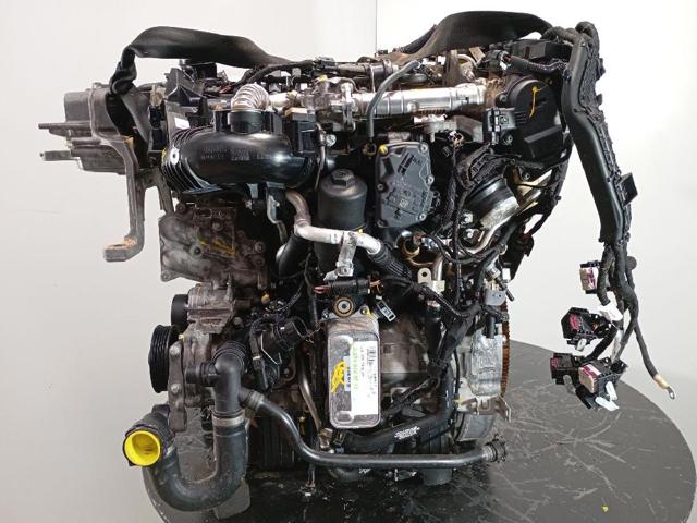 Silnik w komplecie 654920 MERCEDES